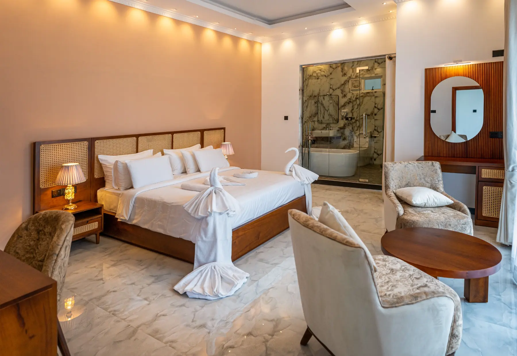 Super King Room with bathtub at White Land City Hotel